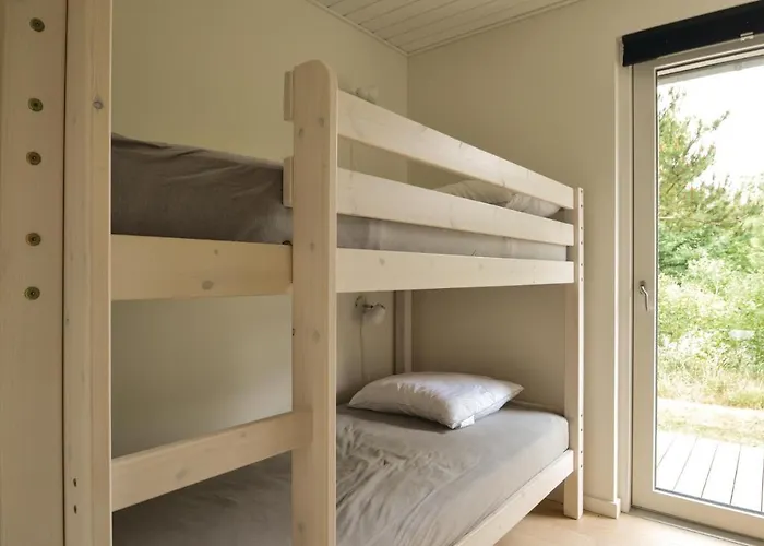 Three-bedroom In * Skals