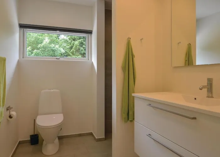 Three-bedroom In Skals